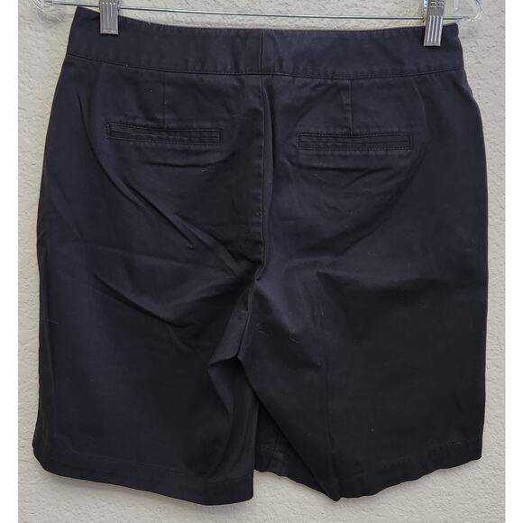 Dockers Black Mid Rise Curvy Shorts 6P Lightweight Soft Stretch Flat Front - Picture 3 of 5